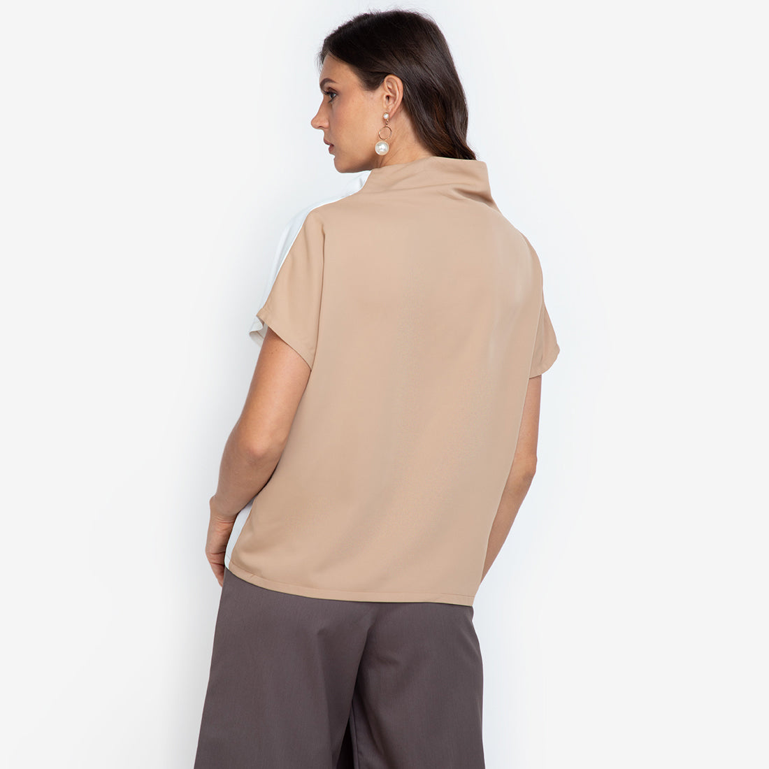 Cassie Blouse in Light Brown